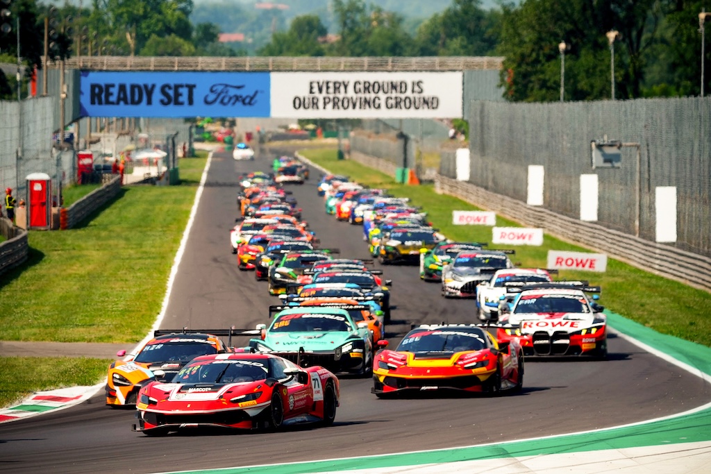 Frederik Schandorff kørte guldet hjem på Monza.
(Foto: SRO Motorsports Group)
